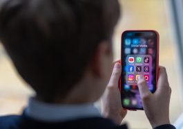 The Surprising Way Social Media Is Rewiring Your Brain